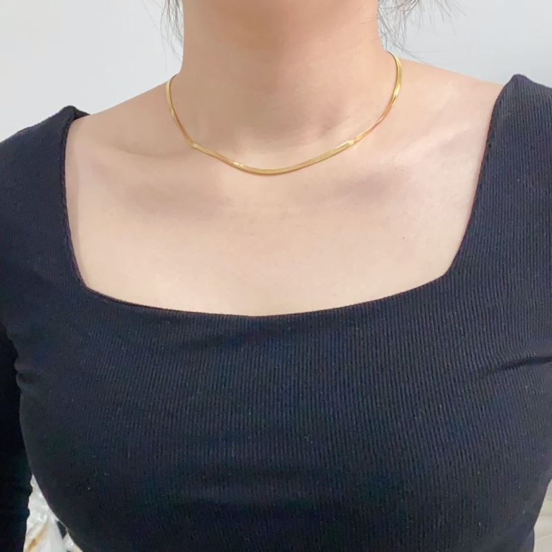 Ce1i*e necklaces
